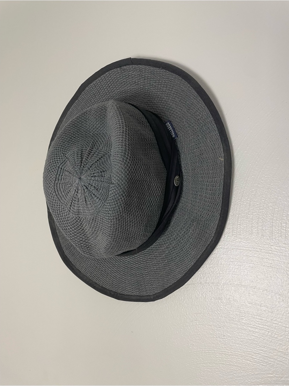 Wallaroo Hat Women’s Adjustable Grey and Black